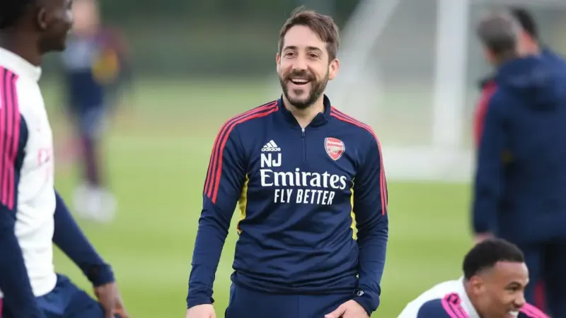 المنتخب السعودي يستعين بمدرب الركلات الثابتة لتعزيز فرص المونديال