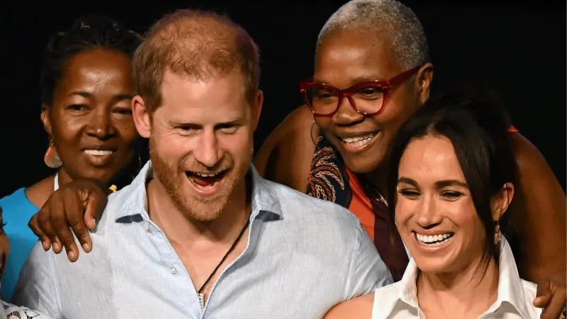 لقاء هاري ووالده الملك تشارلز يفتح باب الأمل في المصالحة الملكية