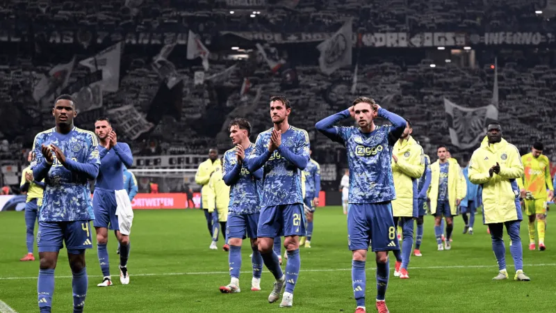 التشكيل المتوقع لقمة أياكس ضد إنتر ميلان بدوري الأبطال