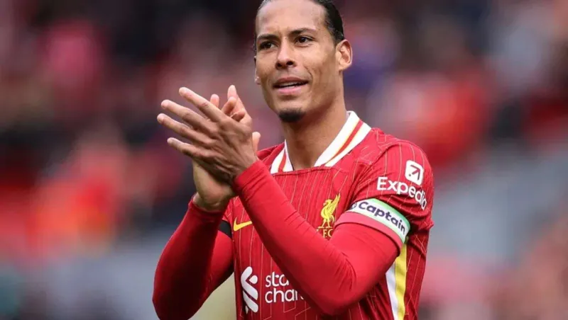 فان دايك بالصدارة.. تعرف على قائمة أفضل مُشتت للكرة في الدوري الإنجليزي