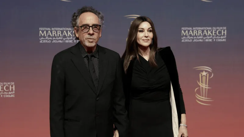 نهاية علاقة مونيكا بيلوتشي وتيم برتون.. تعرف على التفاصيل