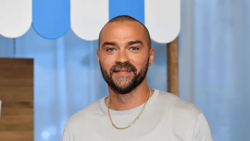 جيسي ويليامز يكشف أسرار تدريباته الصارمة لمسلسل Hotel Costiera