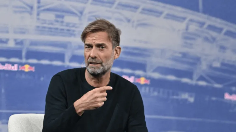 بعد عروض الاتحاد السعودي.. كلوب يوضح موقفه من التدريب مجددًا