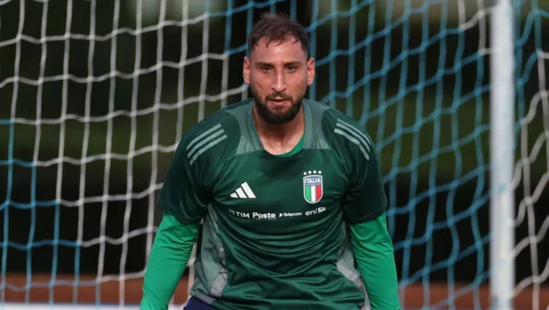 مبالغ خرافية.. تفاصيل راتب ومكافأت جيانلويجي دوناروما مع السيتي