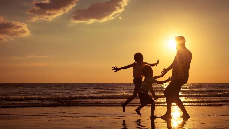 روتين خارق من أجل الشباب الأبدي.. أسرار برايان جونسون الغريبة