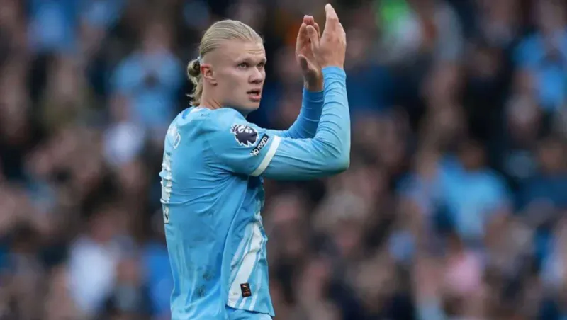 هالاند يحصد جائزة لاعب الشهر في البريميرليغ.. كم مرة فاز بها؟