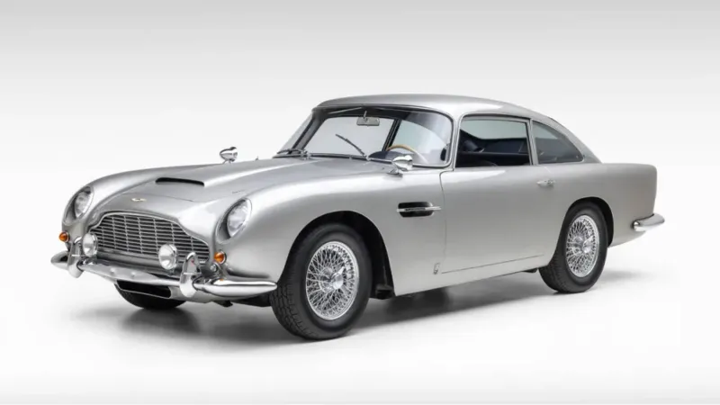 سيارة جيمس بوند أستون مارتن DB5 Vantage 1965 في مزاد بسعر قياسي (فيديو)