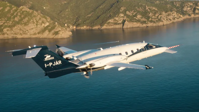 الأناقة الإيطالية تحلّق اقتصاديًّا: Piaggio P.180 الخيار الأذكى للنخبة