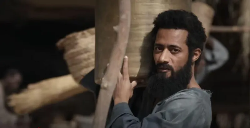 محمد رمضان يطلق الإعلان الأول لفيلمه الملحمي "أسد" (فيديو)