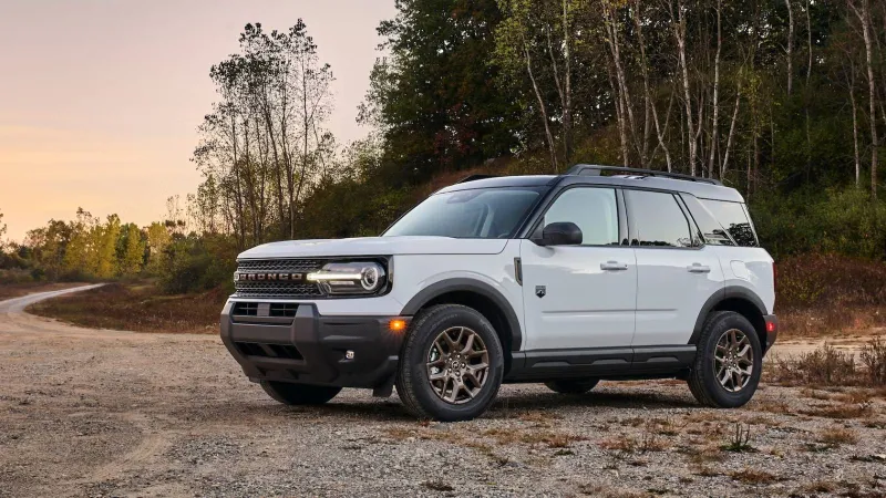 ما الجديد في برونكو سبورت 2026؟ فورد تضيف لمسة برونزية أنيقة