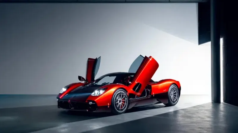  نسخة نادرة من باغاني يوتوبيا تظهر في مزاد سويسري.. ما الذي يميزها؟