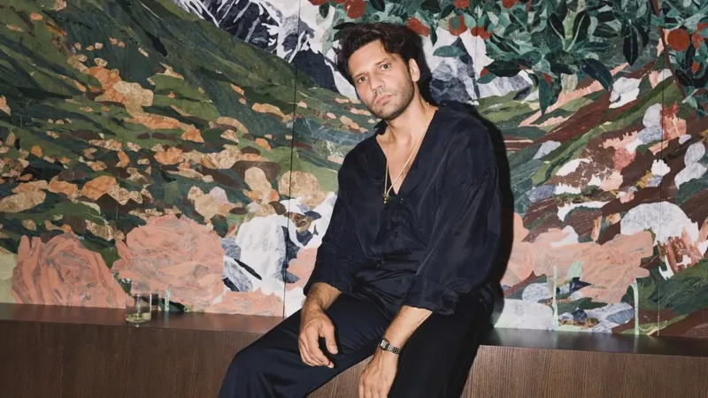 بعد "القضاء".. كان أورغانجي أوغلو يختار حياة هادئة بعيدًا عن الأضواء 