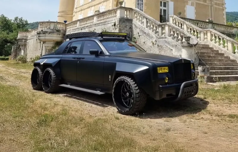 تحفة ميكانيكية بـ5.2 مليون دولار.. رولز-رويس فانتوم تخرج عن المألوف! (فيديو)