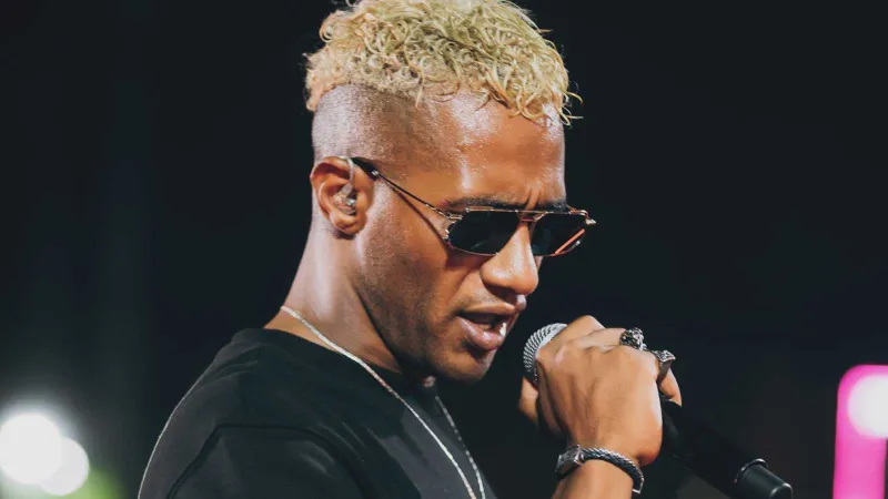 روتانا تطرح ريمكس أغنية "قلبي طاير" لمحمد رمضان وأحمد ستار (فيديو)