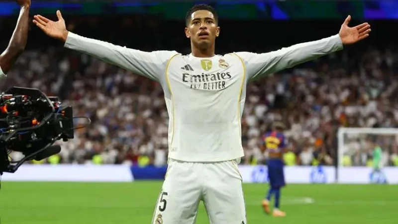 بيلينغهام يقود ريال مدريد لتأكيد الصدارة على حساب برشلونة (فيديو)