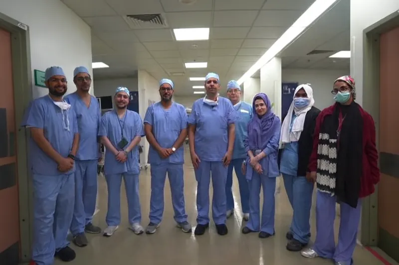 مدينة الملك عبدالله الطبية تزرع أصغر سماعة عظمية في الشرق الأوسط