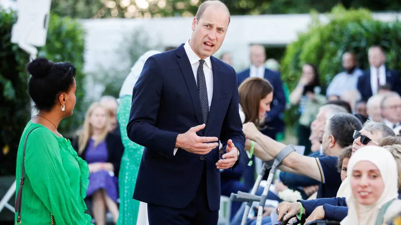 ماثيو ماكونهي وكايلي مينوغ يشاركان في حفل جوائز "إيرث شوت" العالمي (فيديو)