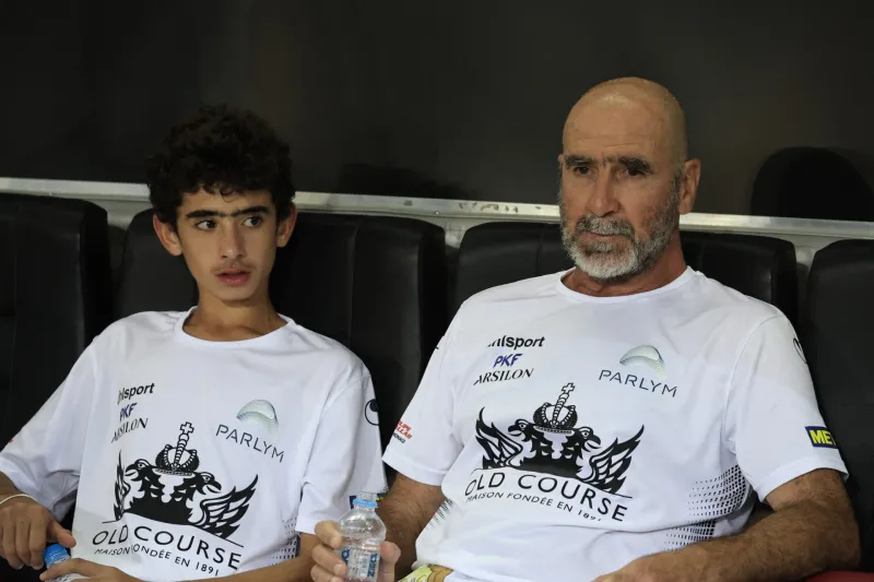 استحواذ إماراتي مرتقب على مانشستر يونايتد.. وبيكهام في قلب الخطة