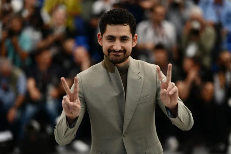 فيلم "Alone Together" يجمع كالوم تيرنر وأدريا أرجونا وأمير المصري في رحلة إنسانية بالصحراء العمانية