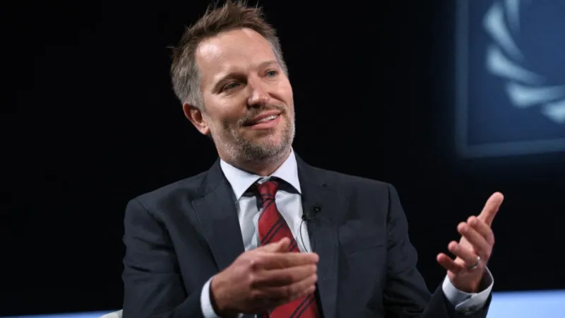 مدير LinkedIn: مستقبل الوظائف لمن يمتلكون مهارات التكيف والذكاء الاصطناعي