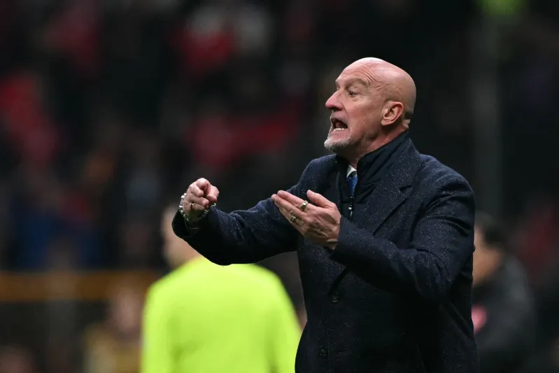 كيف وصف مدرب المجر كريستيانو رونالدو بعد ثنائيته القاتلة؟ (فيديو)