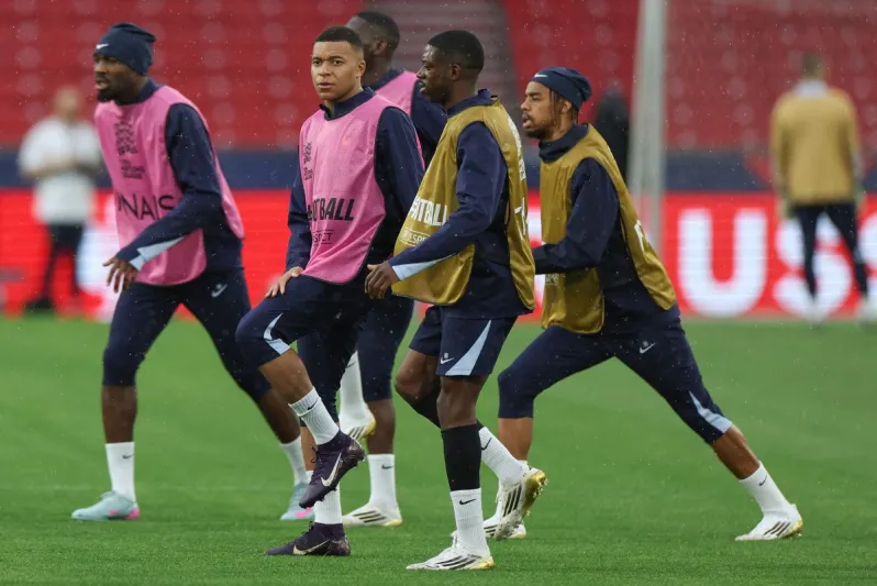 التشكيلات المتوقعة لمباراة فرنسا وأيسلندافي تصفيات كأس العالم 2026