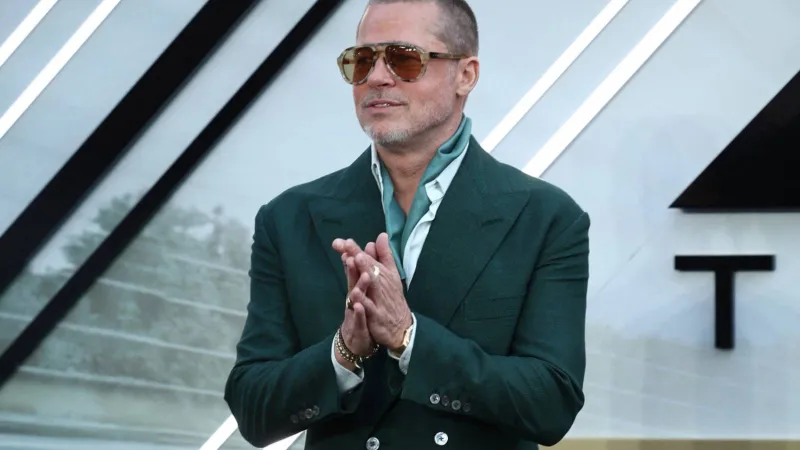 براد بيت يبيع منزله العصري في لوس فيليس بمبلغ ضخم إلى أوستن بتلر