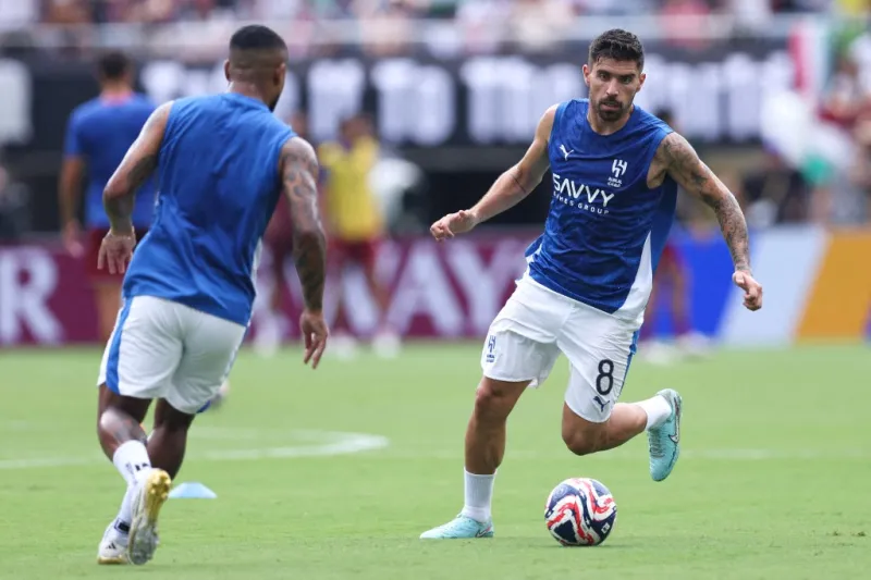 كلاسيكو ناري بين الاتحاد والهلال.. موعد المباراة والتشكيل المتوقع