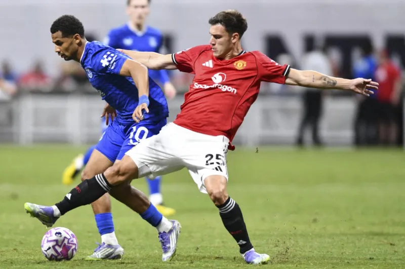 ما هي الدول التي تملك أكبر عدد من اللاعبين في الدوري الإنجليزي 2025/2026؟