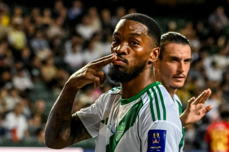 إيفان توني يشعل اهتمام أندية إنجلترا.. هل سيغادر الأهلي السعودي؟