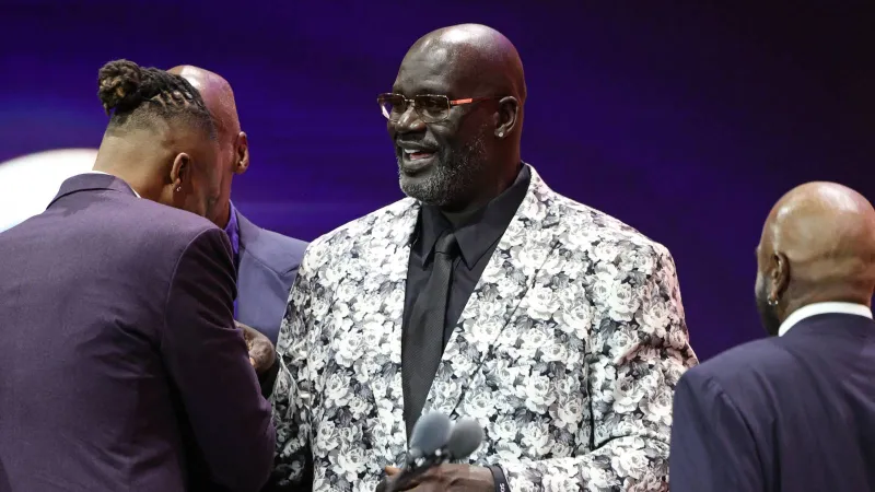 سرقة سيارة “رينج روفر” صُممت خصيصًا لشاكيل أونيل أثناء نقلها في جورجيا (فيديو)