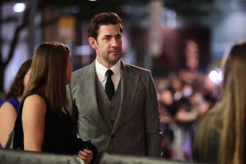  في عيد ميلاده الـ 46.. كم تبلغ ثروة جون كراسنسكي؟