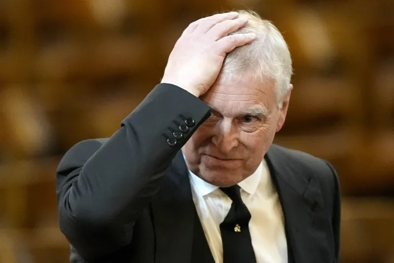  الأمير أندرو وسارة فيرغسون: انهيار "أسعد زواج مطلق" بفضائح جديدة