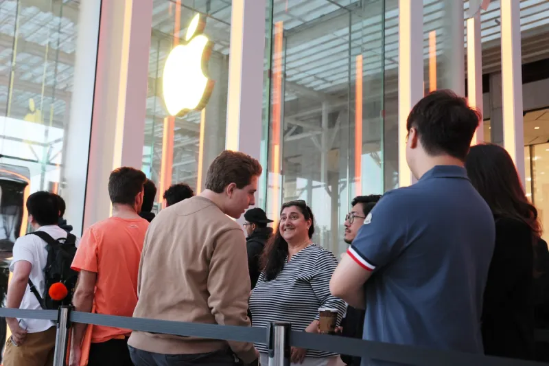 آبل تُعِدّ لتحديثات كبرى في شاشات أجهزتها القادمة