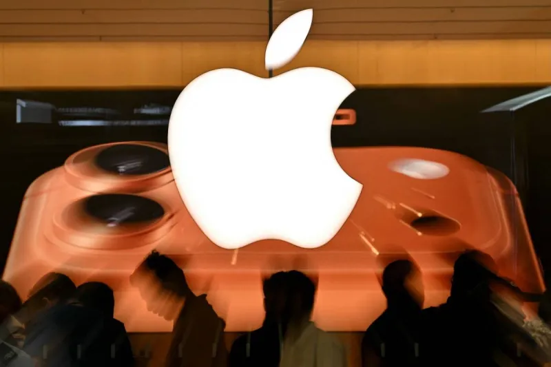 تسريبات مثيرة حول آيفون 18 برو: هل سيحمل عدسة متغيرة وإنترنت فضائي؟