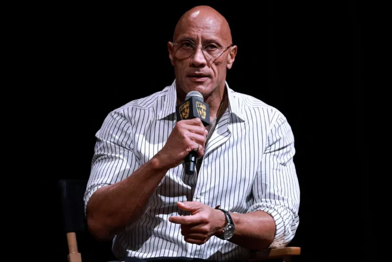 فيلم ملهم يفشل تجاريًا.. هل ينجو ذا روك من كبوته الأخيرة؟