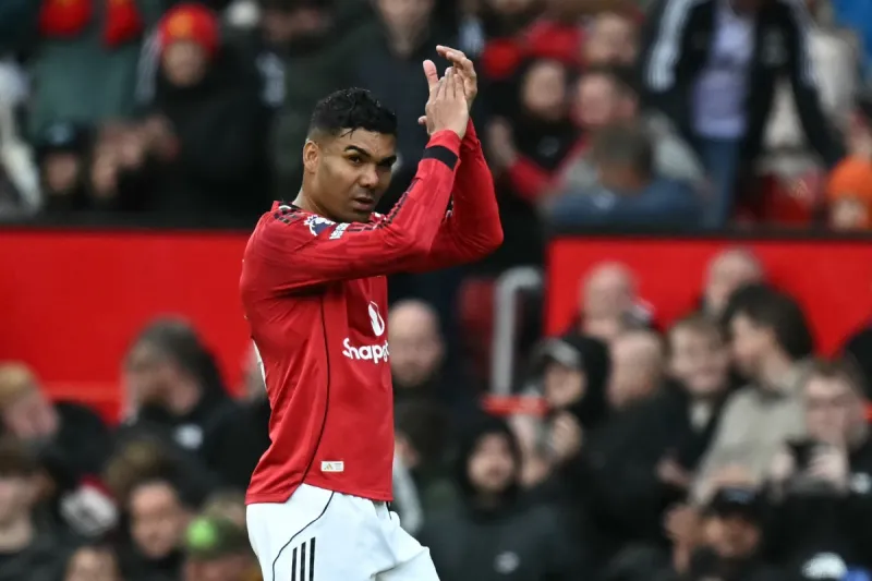 بعد شائعات رحيله.. هل يبقى كاسيميرو  في مانشستر يونايتد؟