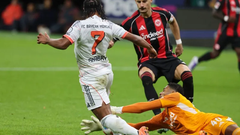 فينسنت كومباني يقود بايرن إلى رقم قياسي جديد في الدوريات الكبرى