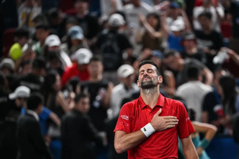 ديوكوفيتش أكبر لاعب في التاريخ يبلغ ربع نهائي بطولات الماسترز (فيديو)