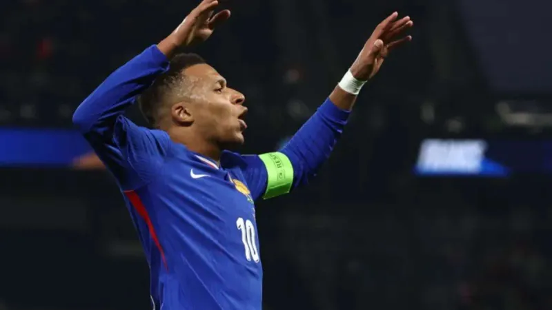 بعد إصابته مع المنتخب.. تعرف على مدة غياب مبابي عن الملاعب؟ 