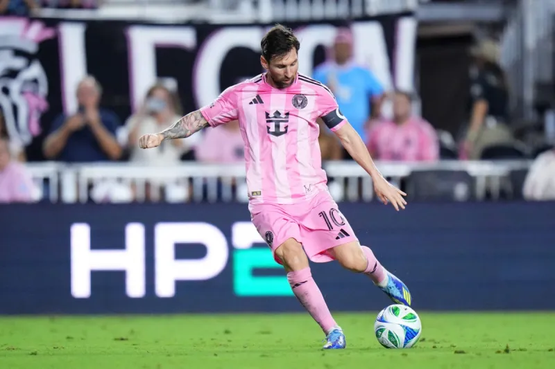  يخت فاخر وطائرة خاصة.. تعرف على إمبراطورية ليونيل ميسي الاستثنائية