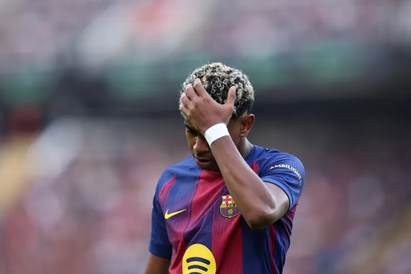 لامين يامال يختار منزل بيكيه وشاكيرا للاستقرار النفسي