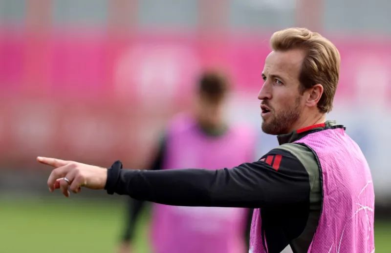 بايرن ميونخ يوضح موقفه من تجديد عقد هاري كين