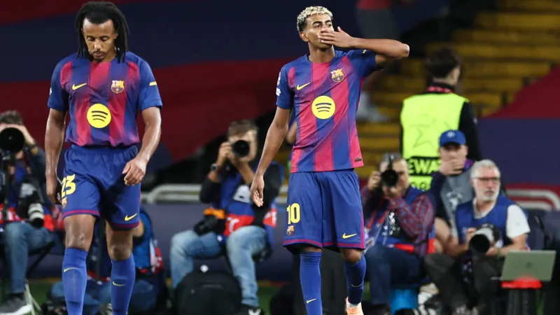 لامين يامال يحتفل بهدفه الأوروبي بتحية رومانسية لنيكي نيكولا (فيديو)