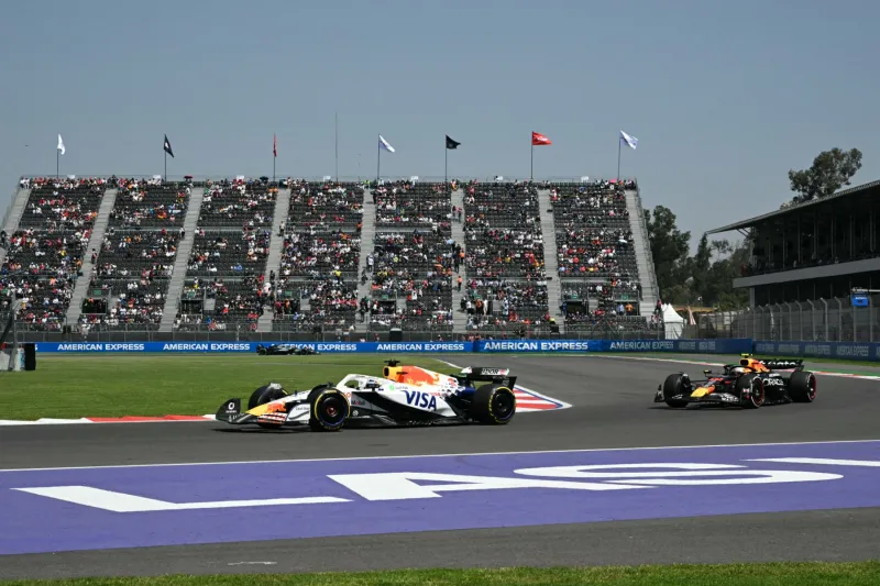 تعاون ثلاثي بين باد باني وأديداس ومرسيدس يجمع الموضة بعالم السرعة