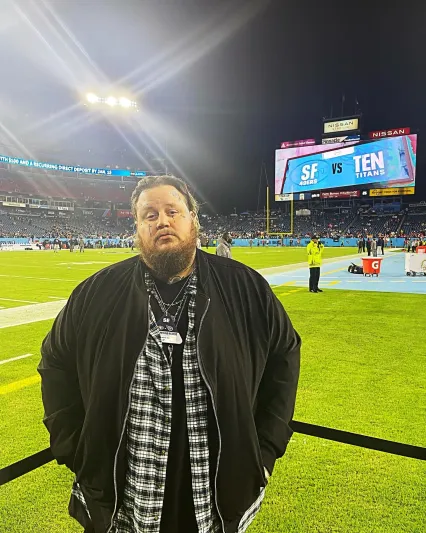 تحول مذهل.. نجم موسيقى الكانتري جيلي رول يخسر 90 كجم قبل جولته في سيدني