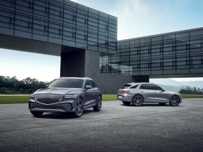 مواصفات تنافسية.. جينيسيس تطلق أسطولاً من 100 سيارة فاخرة