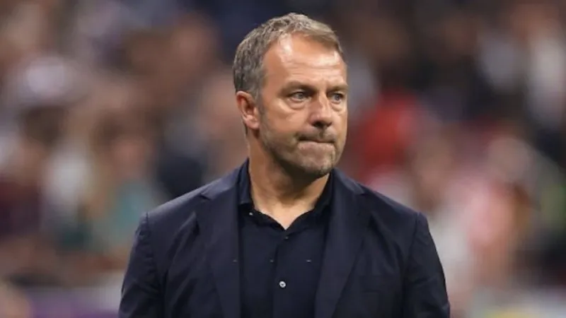 مدرب برشلونة يشعر بالخجل: النادي غيّرني وأصبحت عاطفيًا