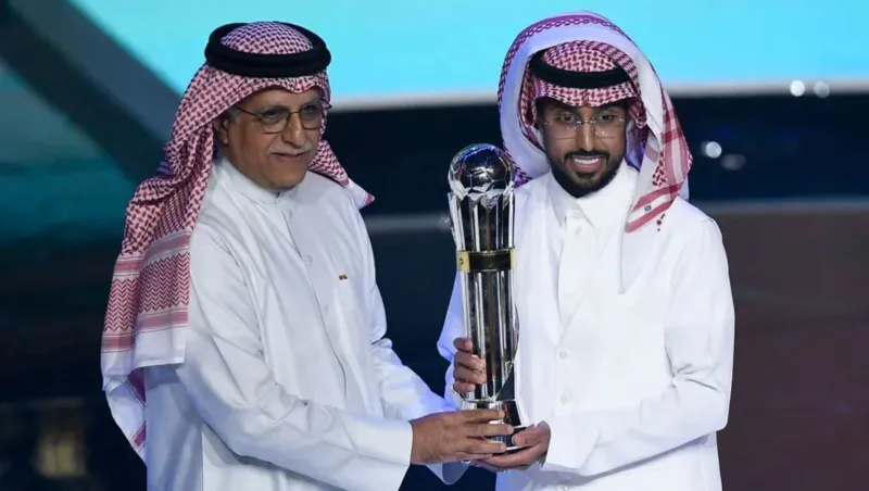 من العويران إلى الدوسري.. رحلة السعودية مع جائزة أفضل لاعب في آسيا