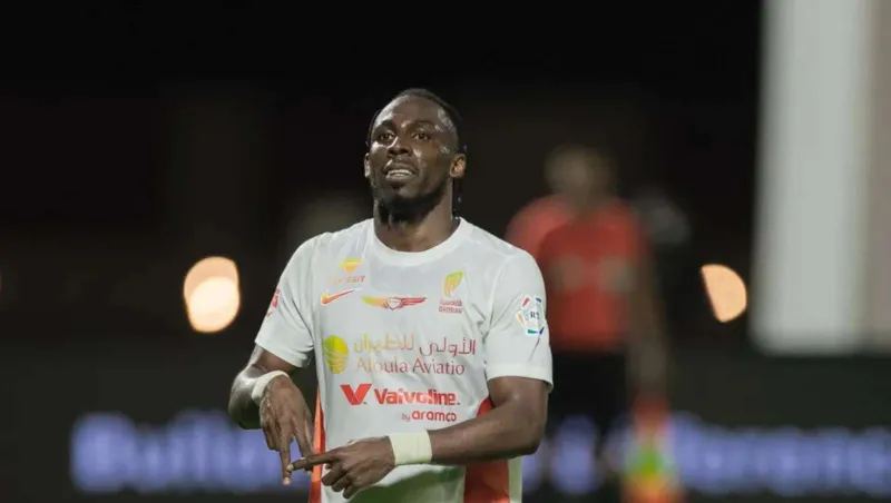 القادسية يُسقط نيوم بثلاثية.. وكينونيس يتألّق في ليلة الأهداف (فيديو) 